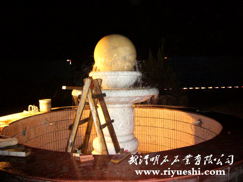 上海大型風(fēng)水球