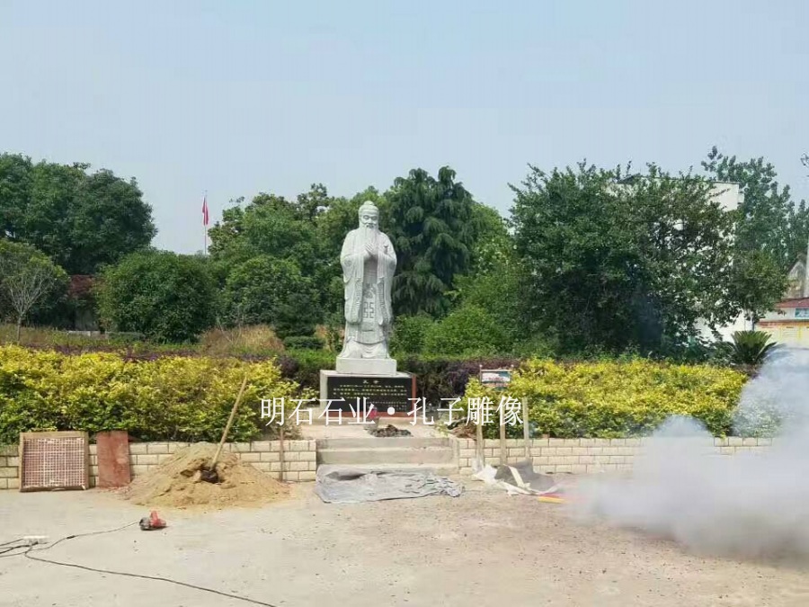 鄂州孔子像雕塑