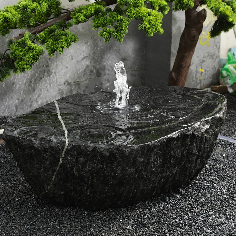武漢園林黑山石